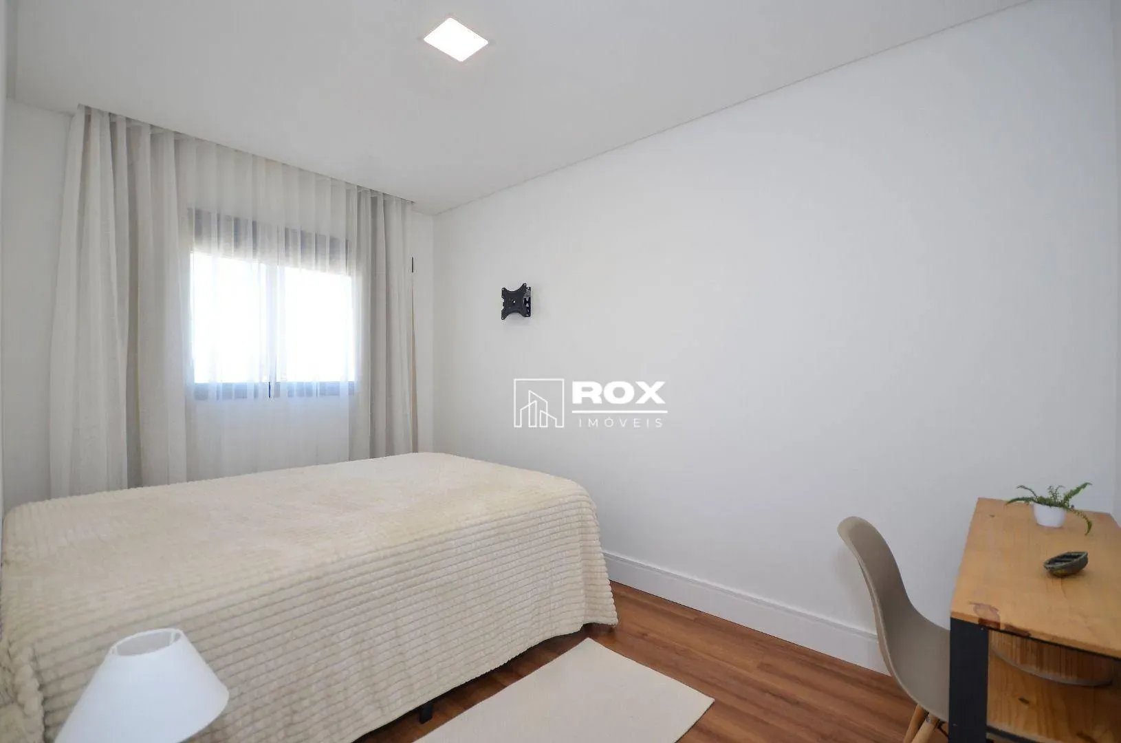 Furnished apartment with 3 bedrooms and private BBQ — photo 26