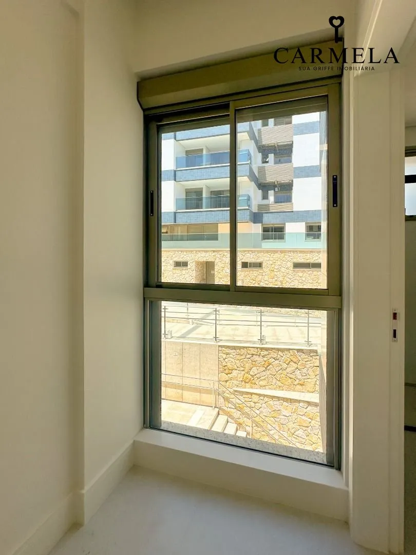Вид на воду и 3 спальни: квартира 122 м² — photo 14
