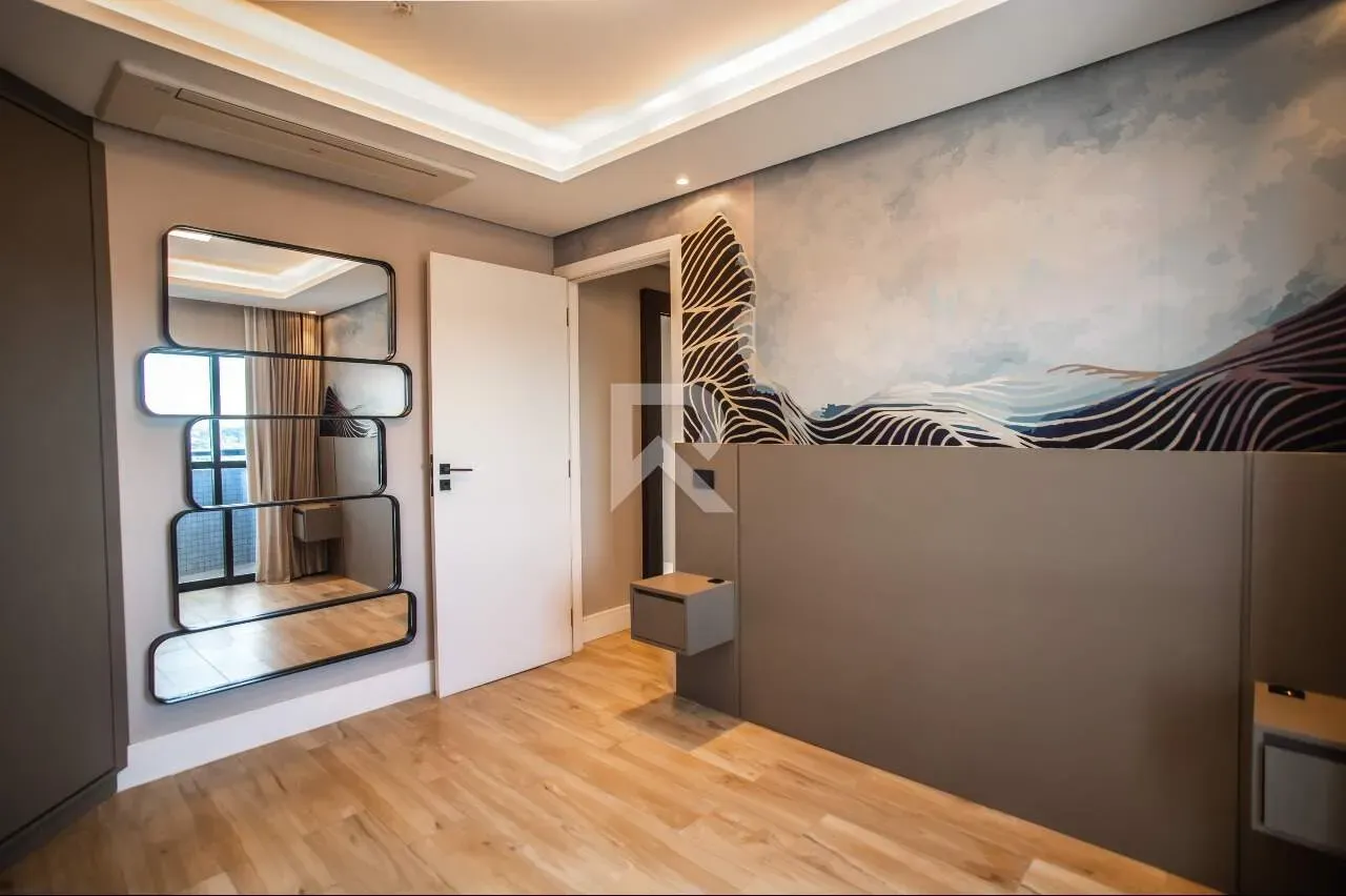 Apartment with 4 bedrooms, 3 en-suites and 463 m² — photo 40