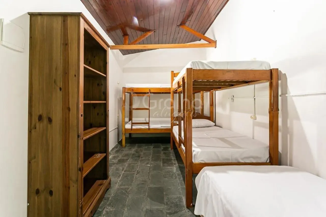 Casa com 6 quartos e churrasqueira na varanda — photo 11