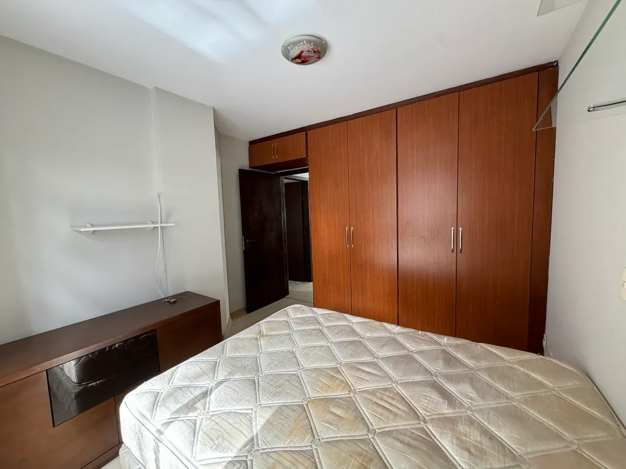 One-bedroom apartment with a jacuzzi — photo 16