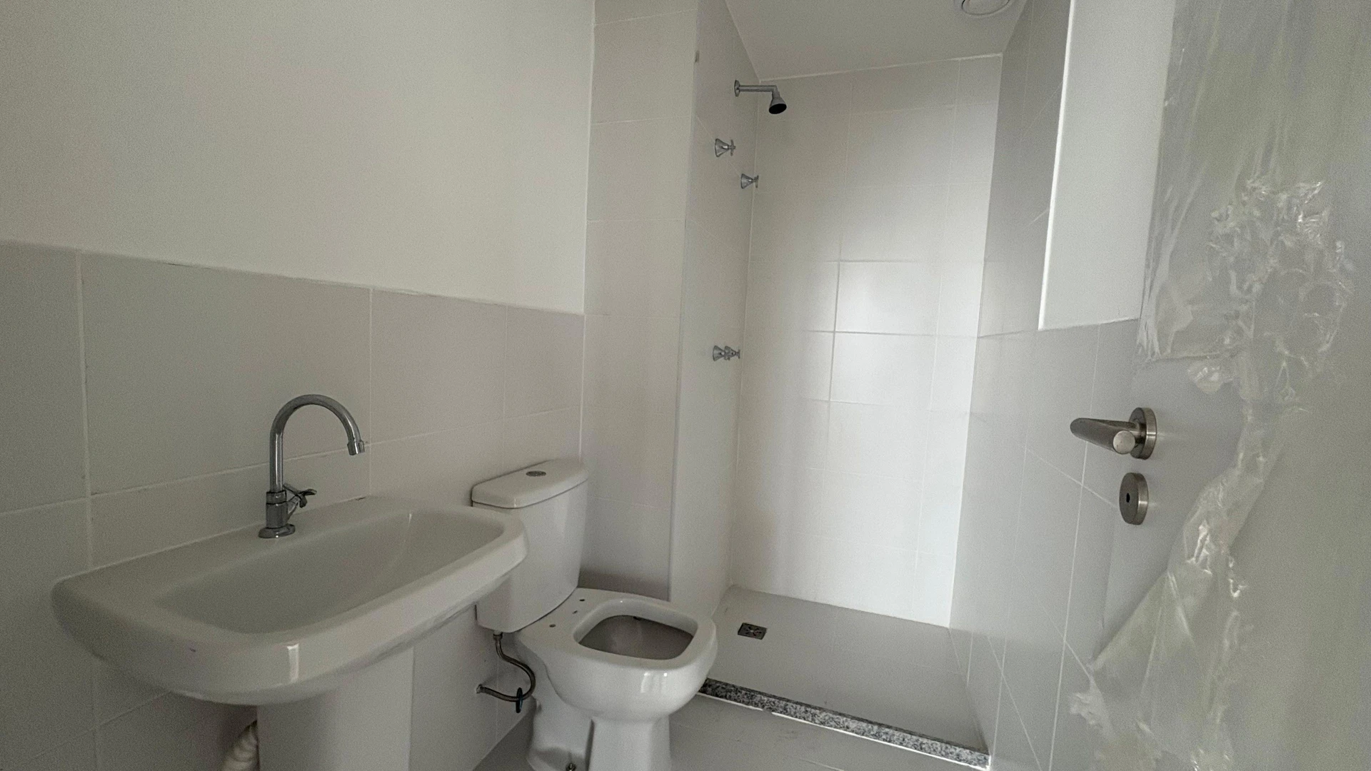 2-bedroom apartment with a mountain view in Rio de Janeiro — photo 13