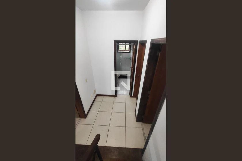 House with 3 bedrooms, 4 bathrooms and 360 m² — photo 6
