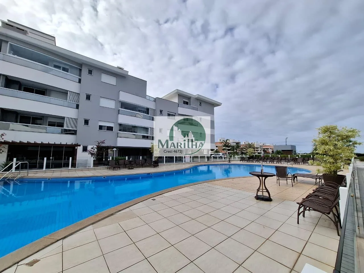 Furnished 84 m² apartment with 2 en-suite bedrooms — photo 25