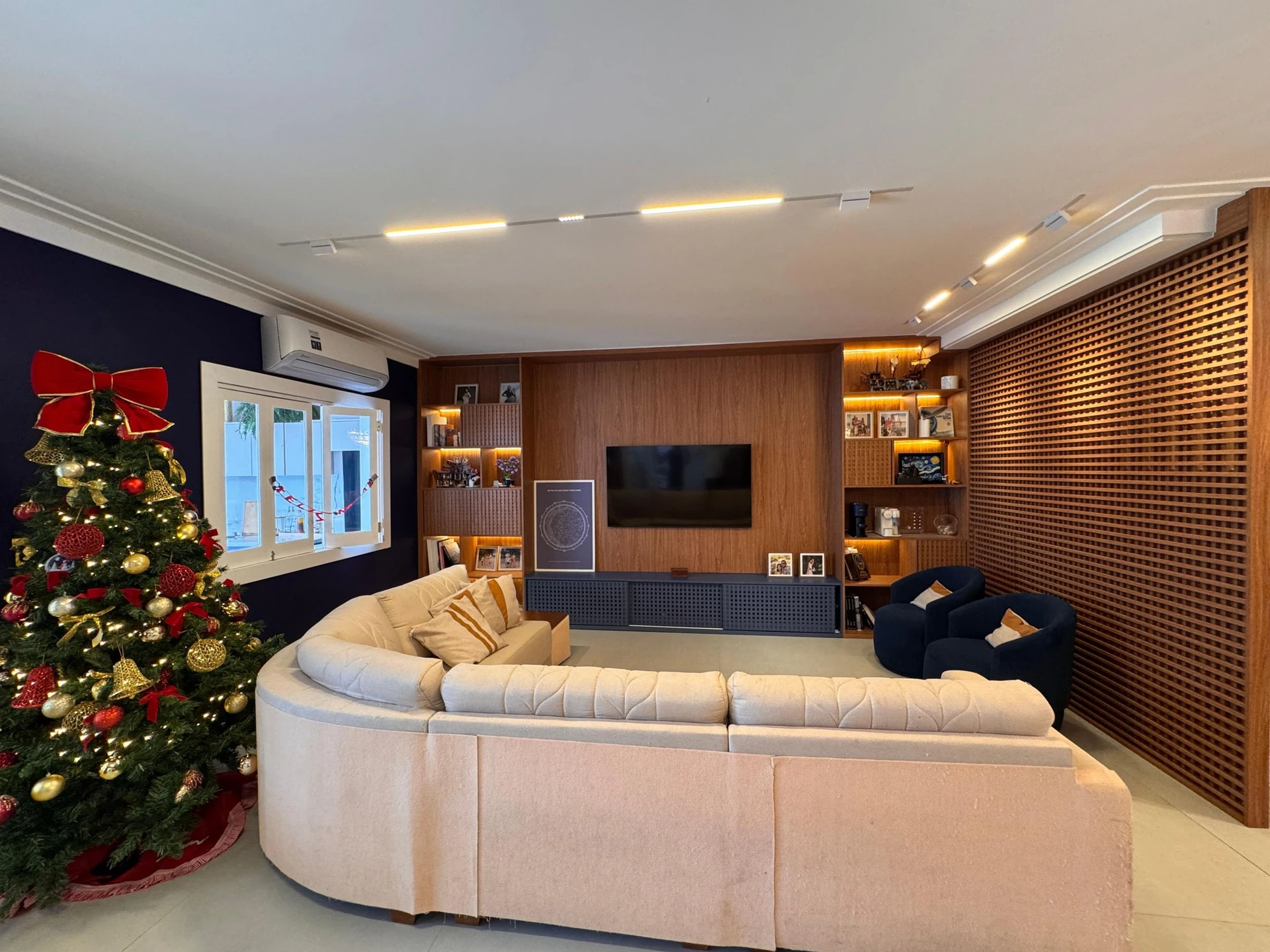 Furnished house, 550 m², with a bathtub — photo 16