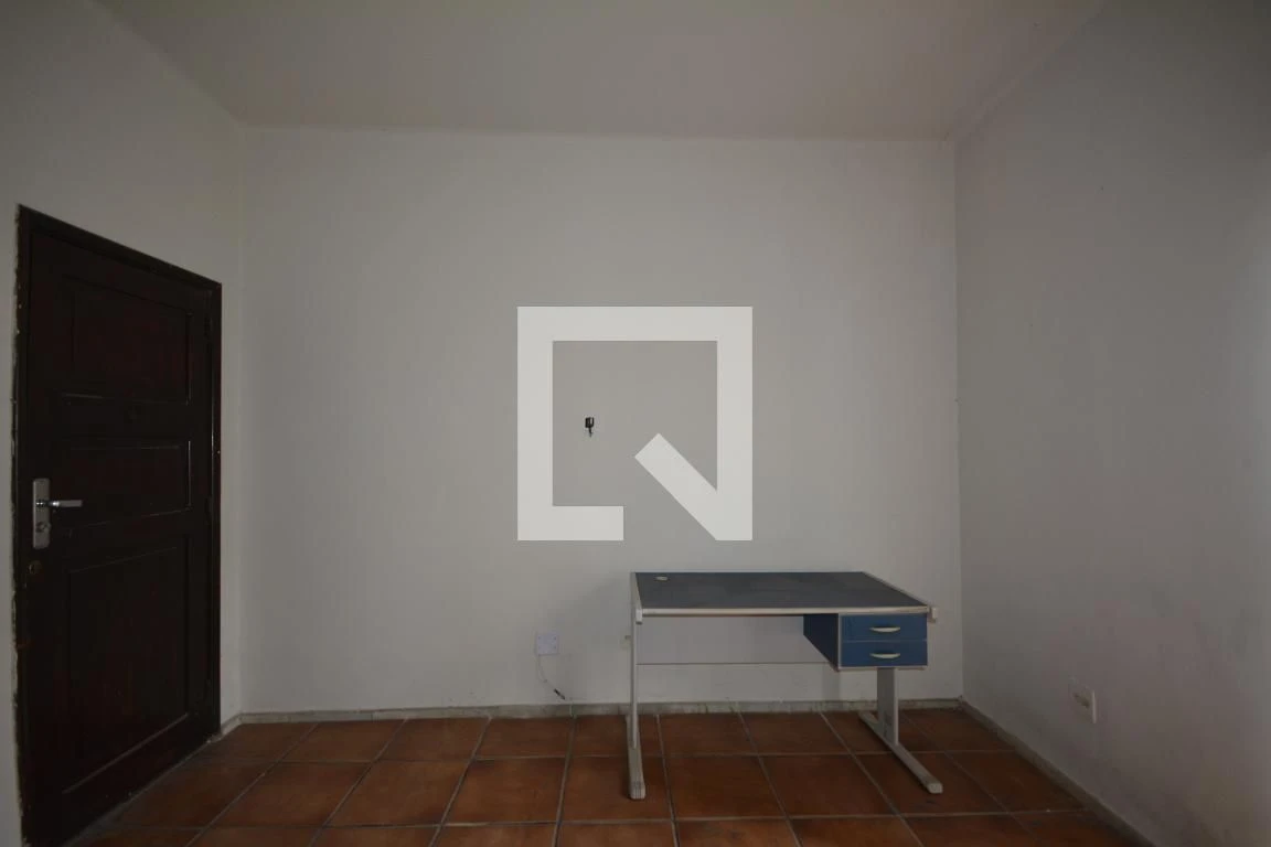 2-bedroom apartment with 1 bathroom, no parking space — photo 14