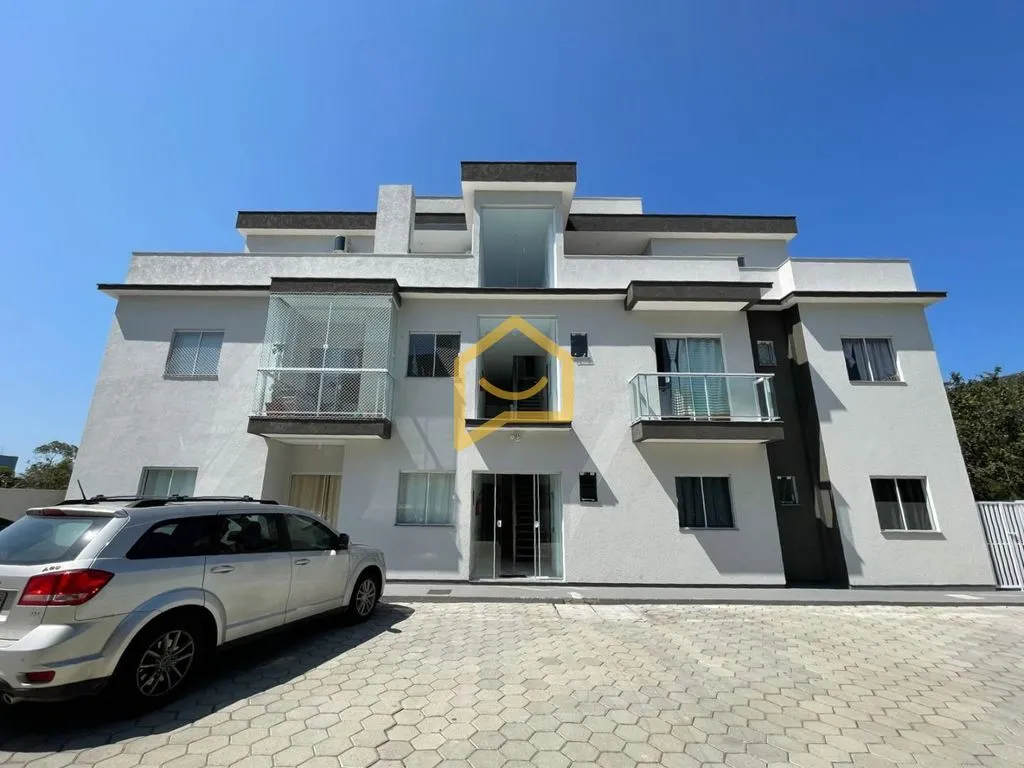2-bedroom duplex with 62 m², 2 baths and 1 parking spot