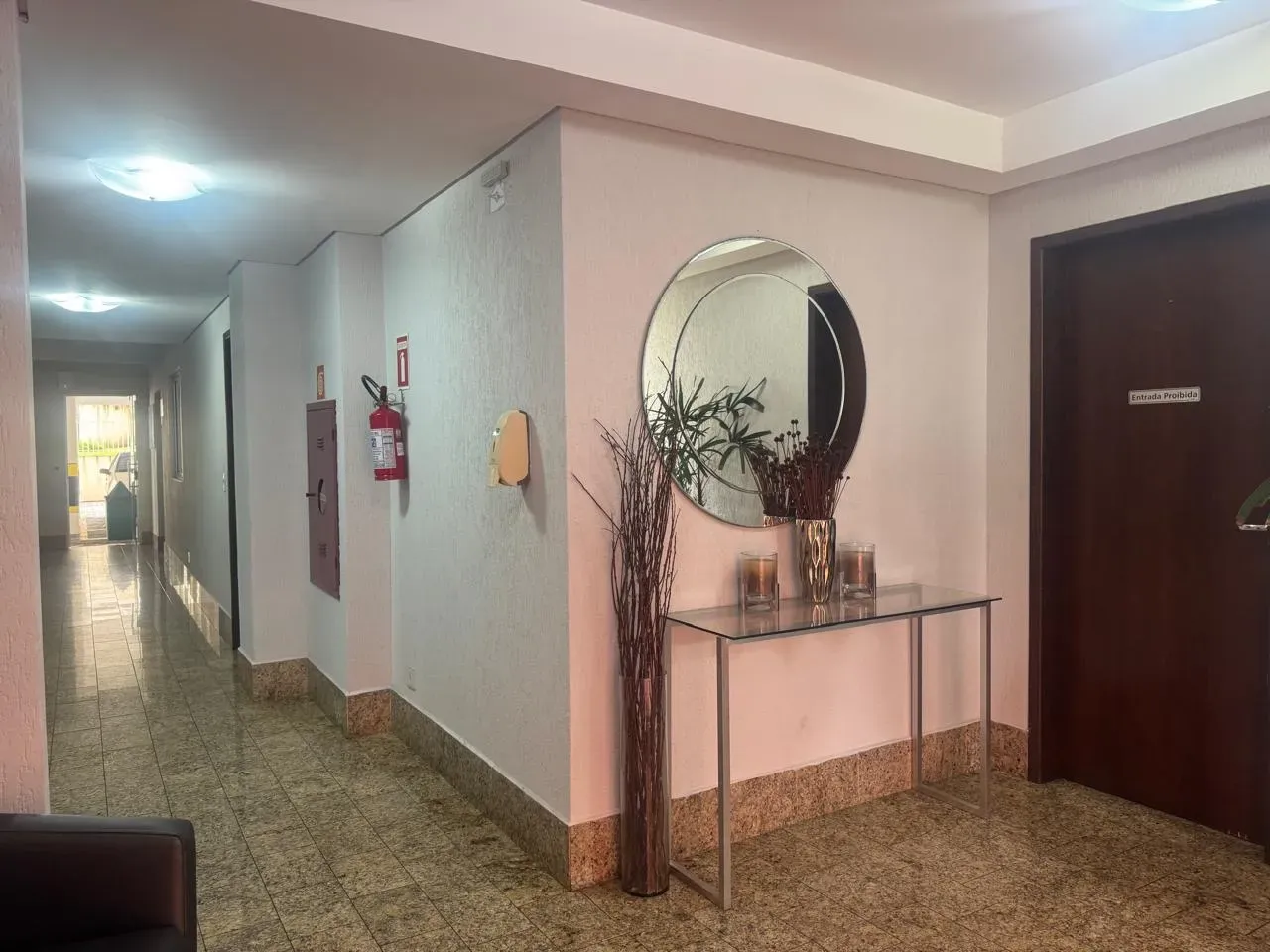 One-bedroom apartment with a washing machine in Curitiba — photo 18