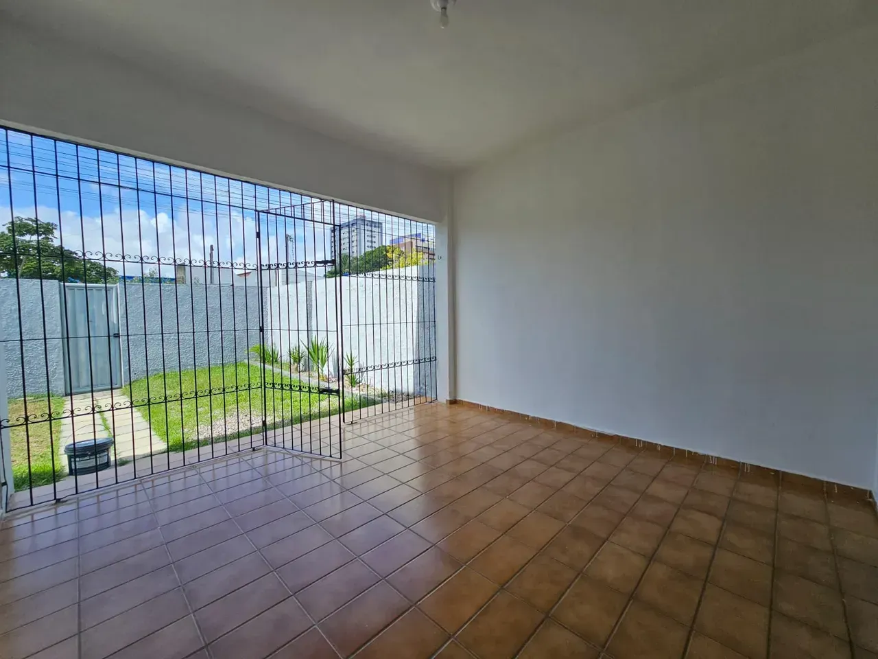 4 quartos e jardim: casa de 246 m² — photo 4