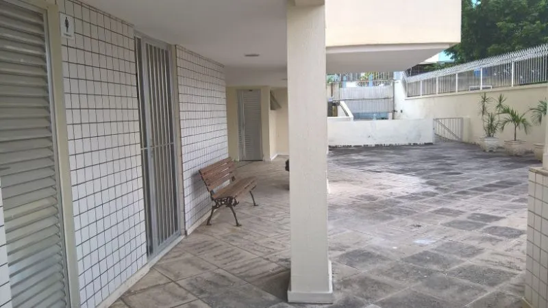 2-bedroom unfurnished apartment with separate kitchen — photo 25