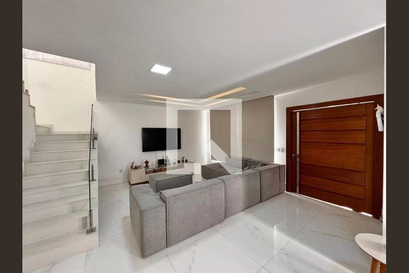 Casa para alugar com 6 quartos e 297 m², cozinha integrada — photo 20