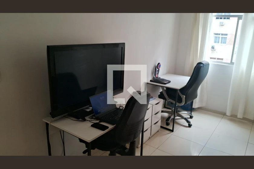 Home office in a 2-bedroom apartment, 55 m² — photo 19