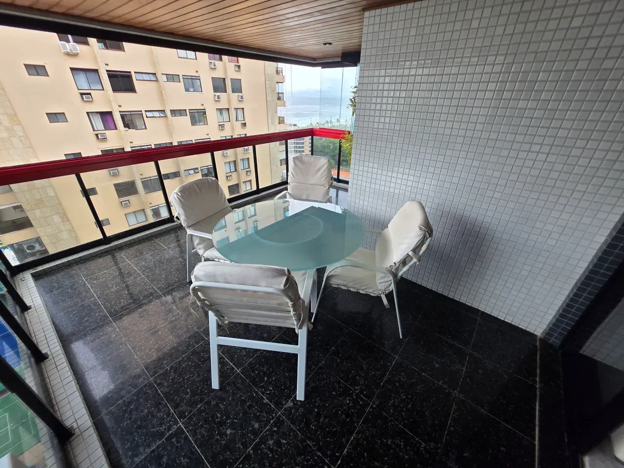 Furnished 2-bedroom apartment with 3 bathrooms