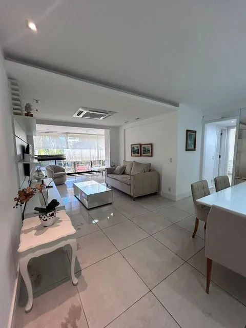 Apartamento mobiliado 200 m² com 3 quartos e 3 banheiros — photo 10