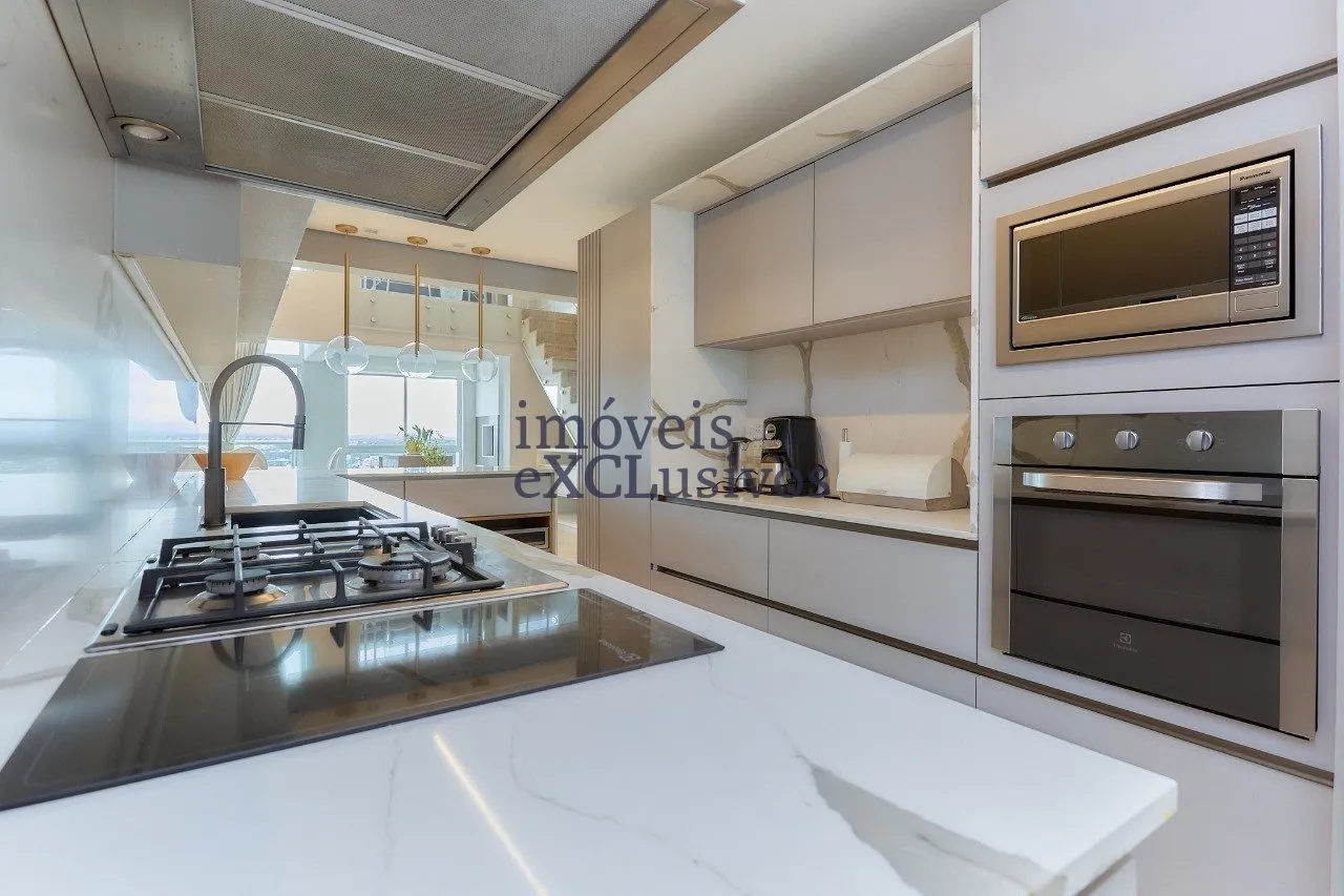 Apartment on the 19th floor with a dishwasher — photo 12