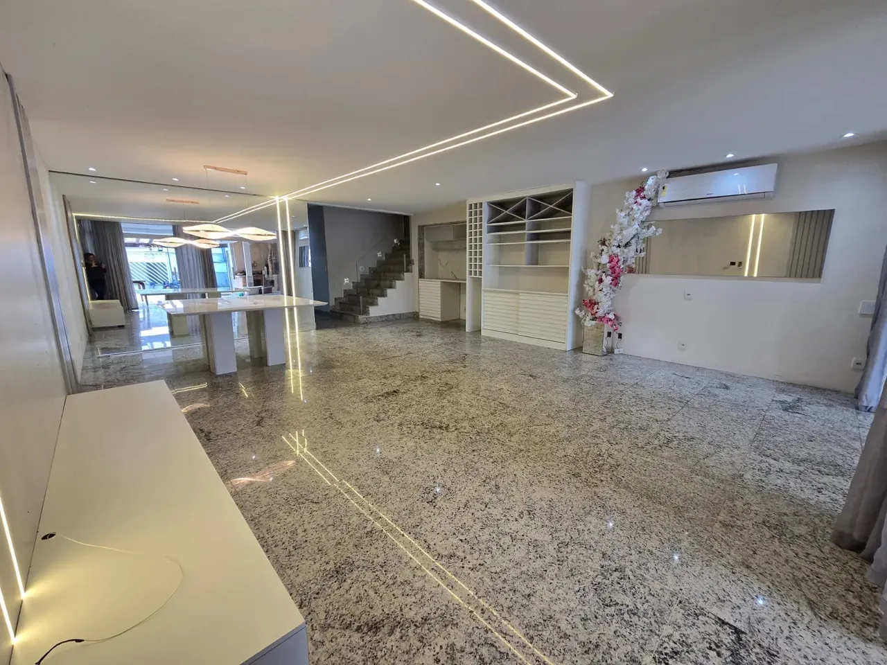 Casa para aluguel com 300 m², 5 quartos e cozinha a gás — photo 41