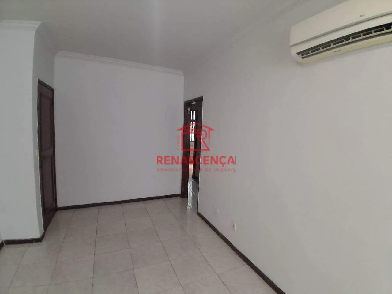 Unfurnished apartment with 2 bedrooms, 3 bathrooms, parking — photo 17