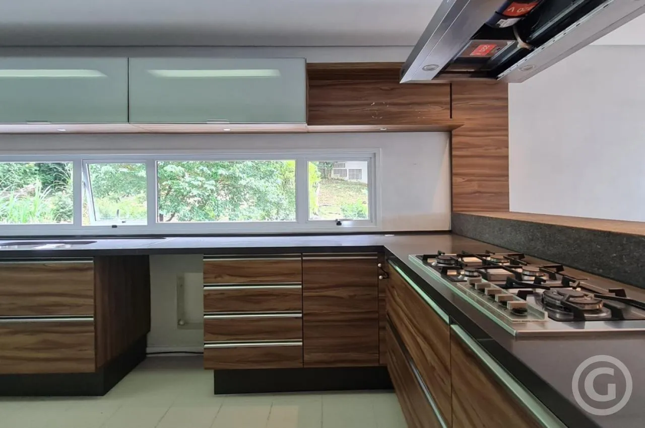 2-bedroom apartment with a water view in Florianópolis — photo 3