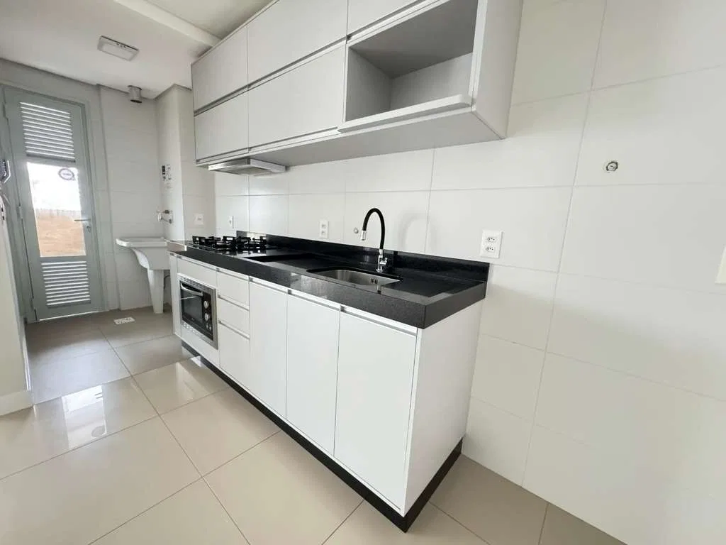Balcón gourmet y 2 dormitorios: departamento de 80 m² — photo 4
