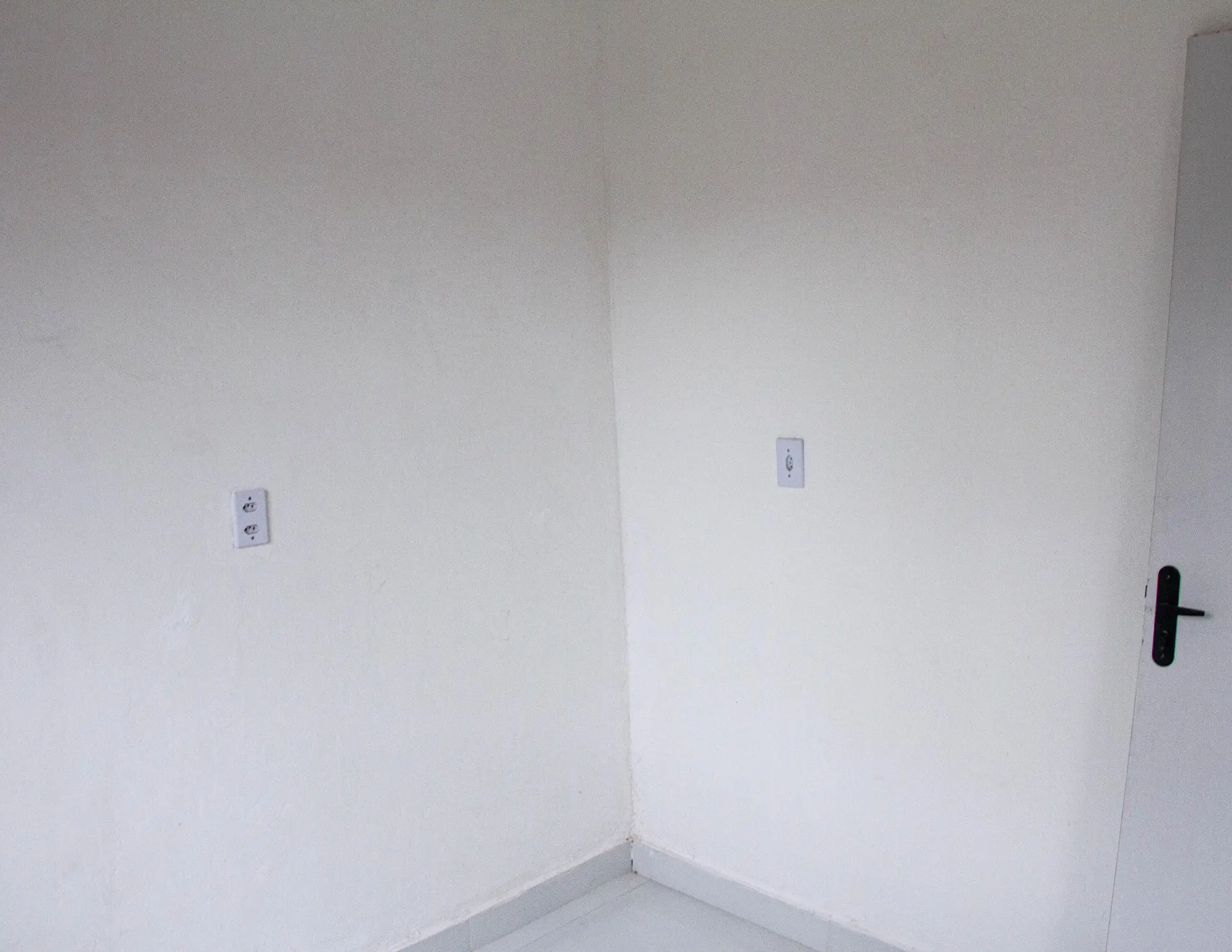 Washing machine in a one-bedroom house, 100 m² — photo 17
