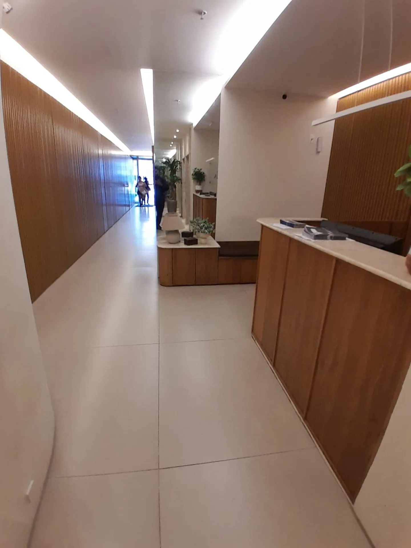 Apartment with 4 bedrooms, 3 bathrooms and built-in storage — photo 37