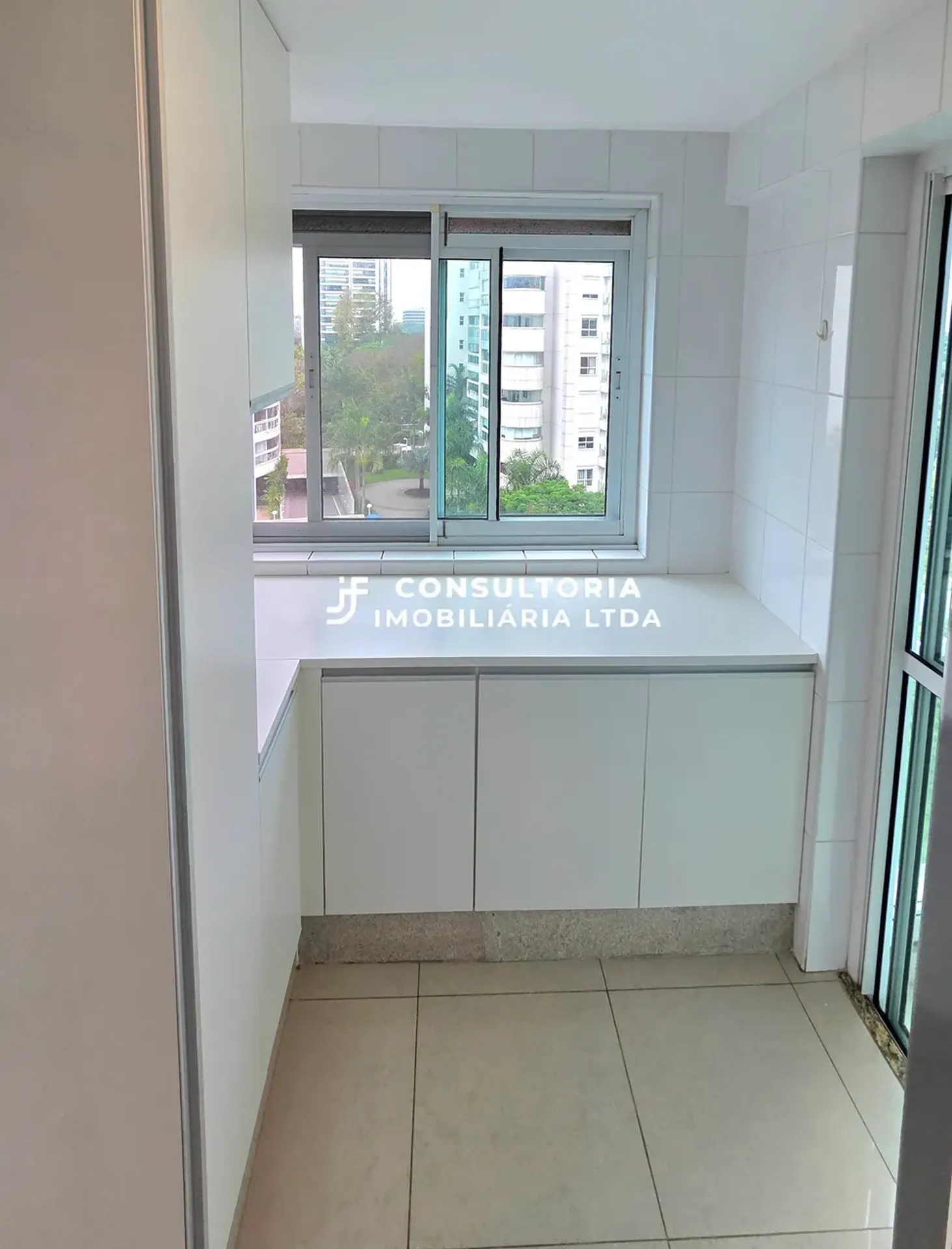 3-bedroom apartment in a building with a sauna — photo 9