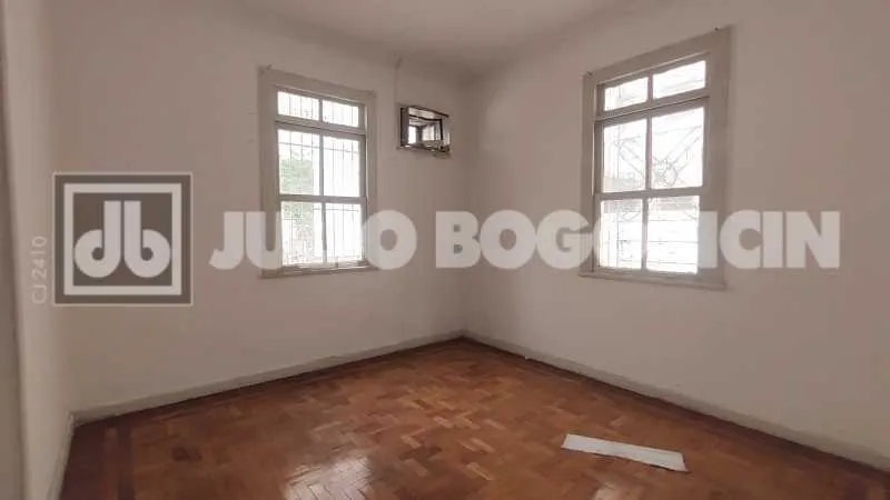 Duplex house with 4 bedrooms, 3 parking spaces and 206 m² — photo 31