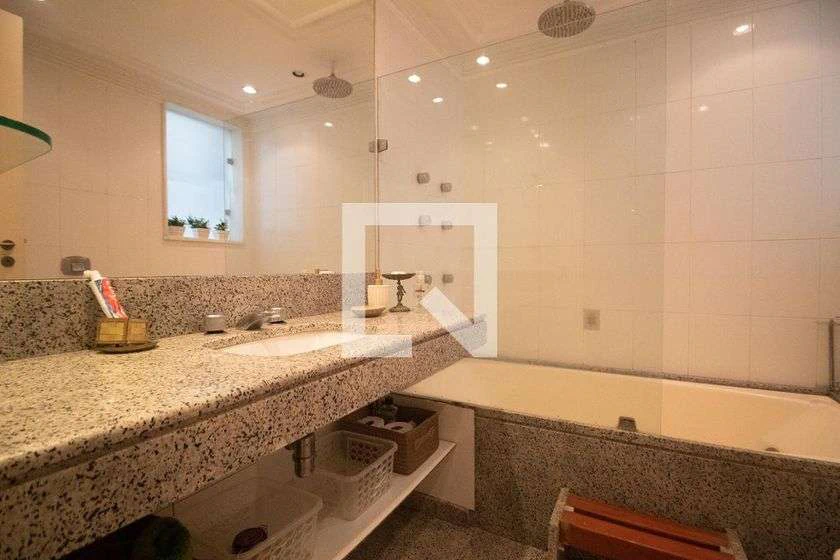 Penthouse for rent with 4 bedrooms and 210 m² — photo 18
