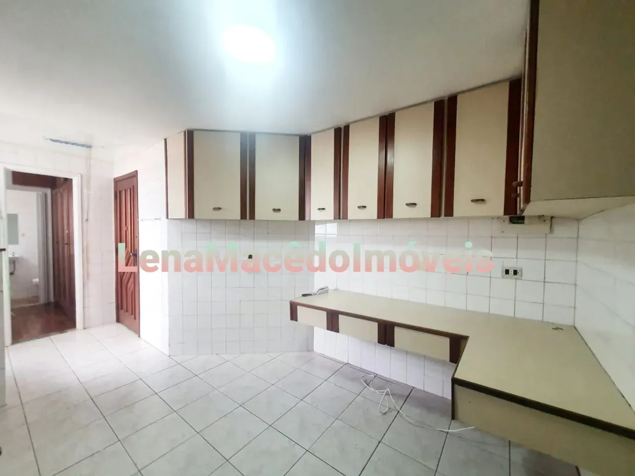 4-bedroom apartment with balcony and 1 parking space — photo 35