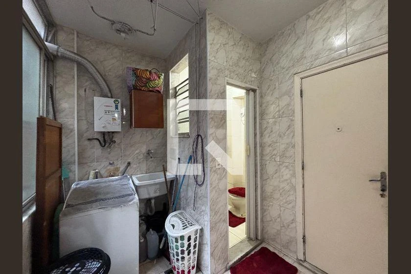 130 m² furnished apartment with 4 bedrooms and 2 baths — photo 32