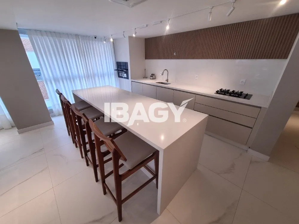 Apartment, 50 m², with a glass-enclosed balcony — photo 2