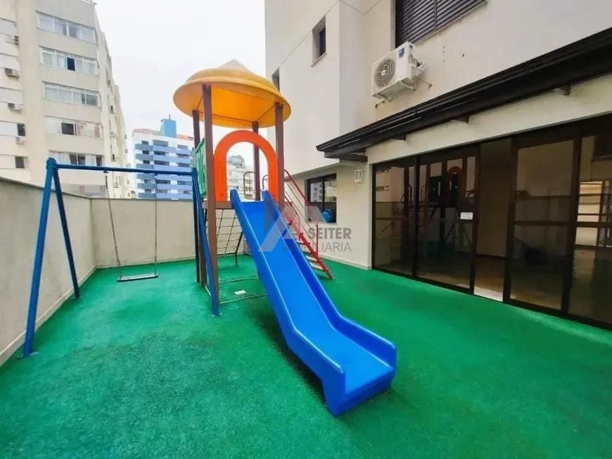 Apartamento 295 m² con 3 dormitorios y 4 baños — photo 4