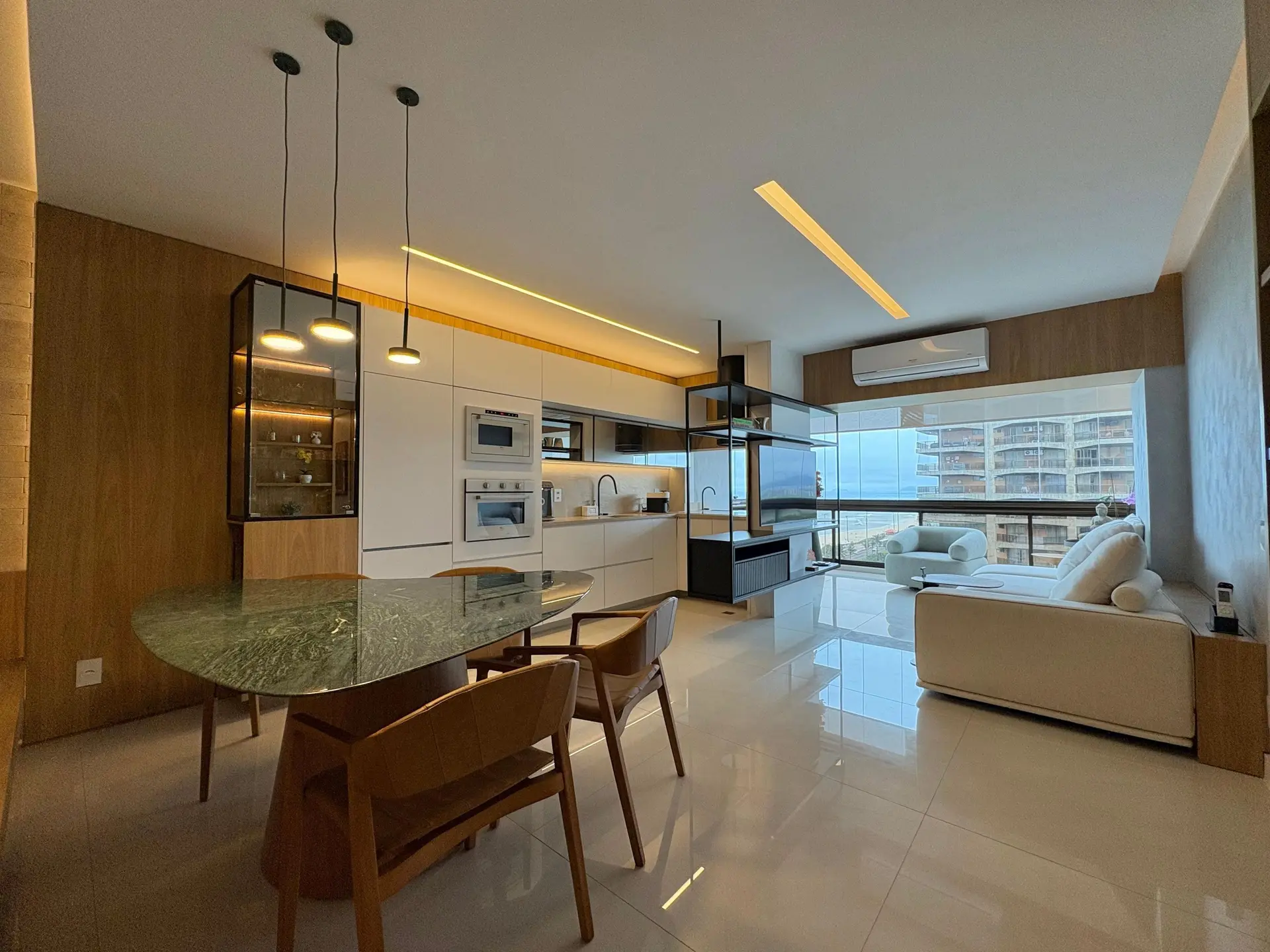 Furnished apartment, 75 m², with floor-to-ceiling windows — photo 7