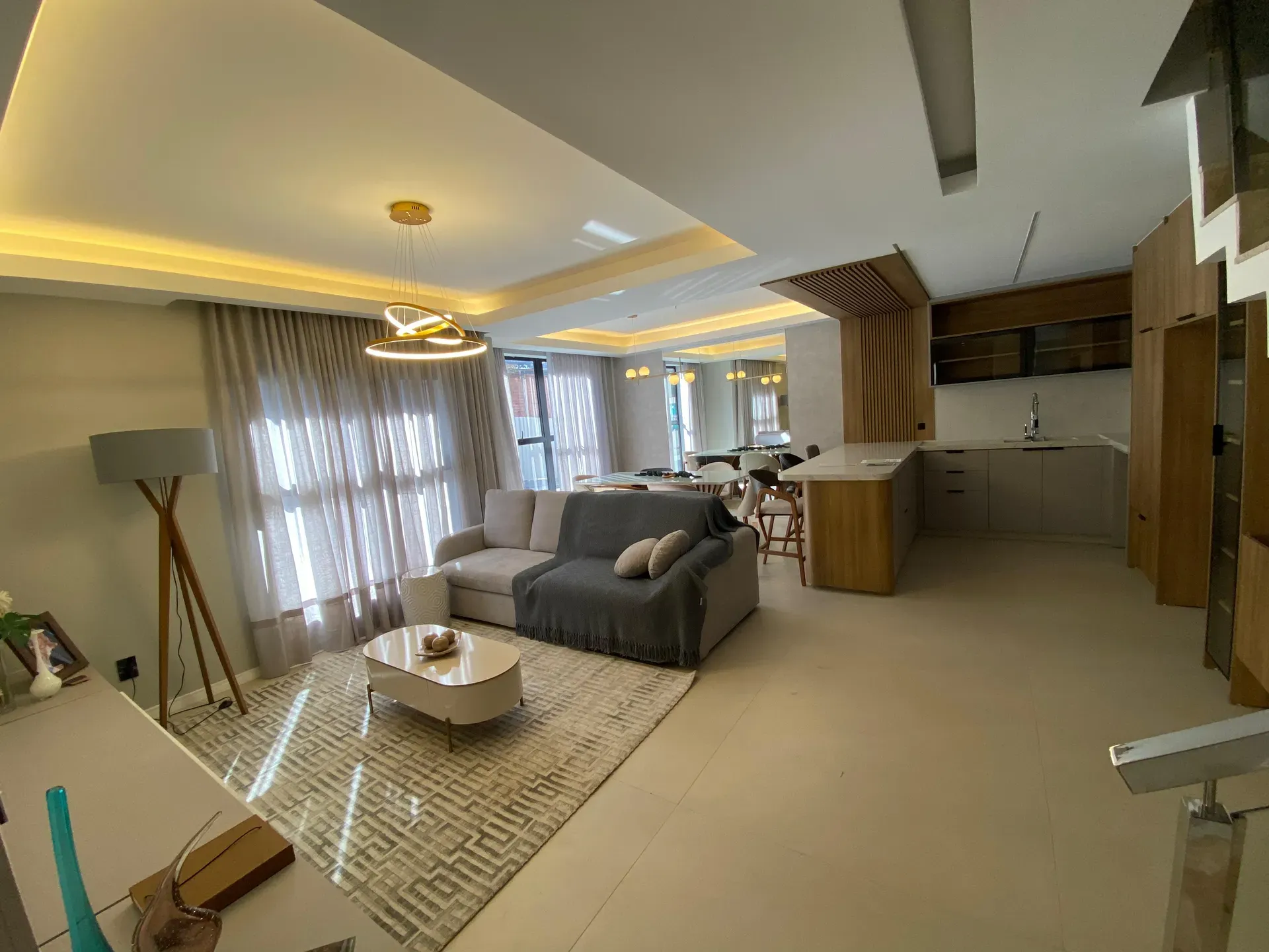 House in a gated community with 3 bedrooms and 5 baths — photo 7
