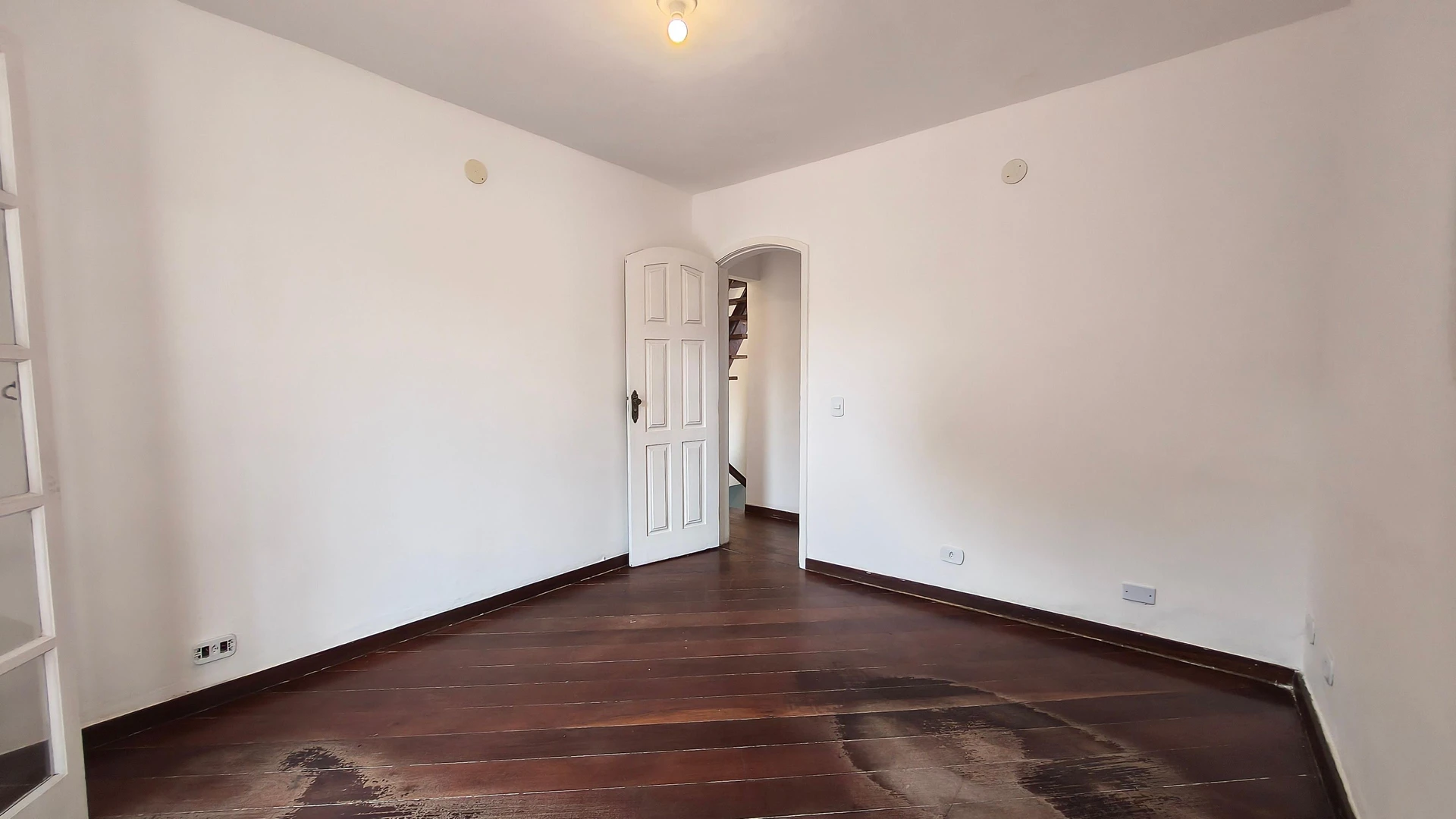 House, 250 m², with a bathtub — photo 30
