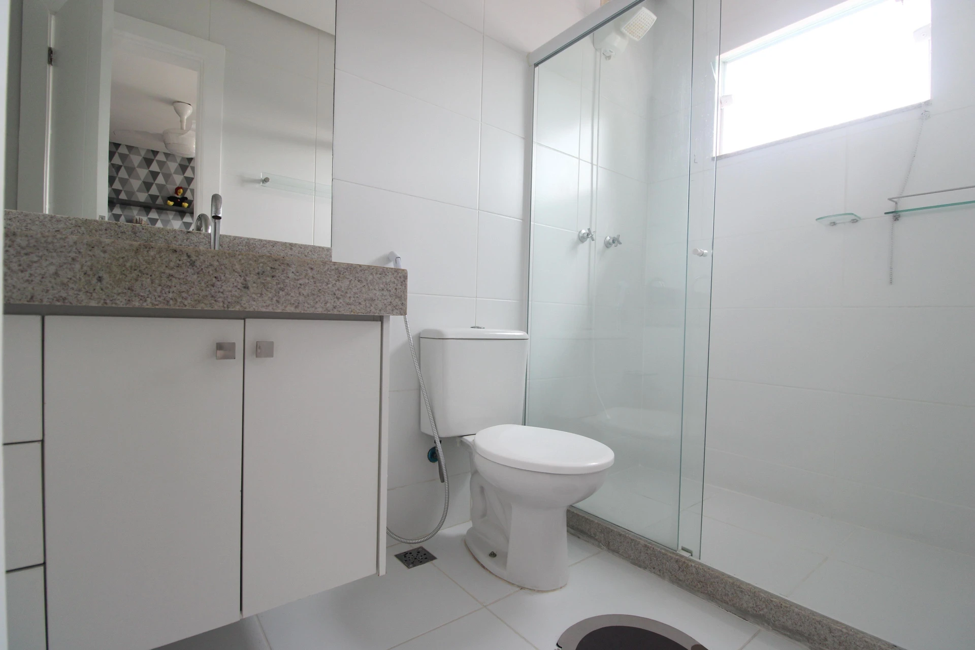 Casa mobiliada com 3 suítes e cozinha aberta com fogão a gás — photo 35