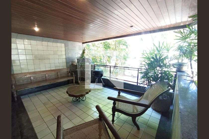 3-bedroom apartment with 185 m² and balcony grill — photo 17