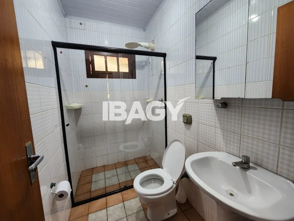 Furnished 2-bedroom house with balcony and 2 parking spaces — photo 14