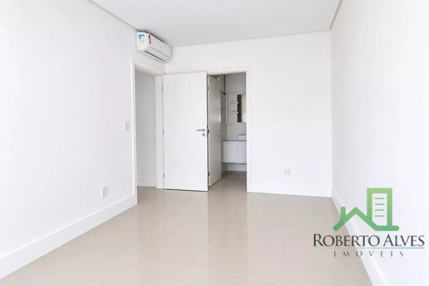 Duplex penthouse, 186 m² with 2 en-suite bedrooms — photo 15