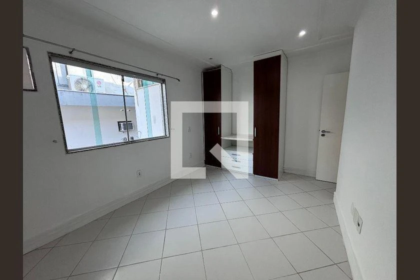 Casa em condomínio com 6 quartos e jardim privativo — photo 36