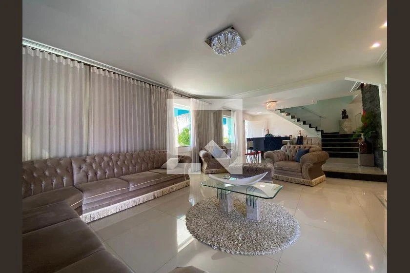 Casa para locação com 4 suítes e 1000 m²