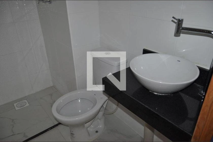 Apartamento de 2 quartos em condomínio com piscina — photo 14