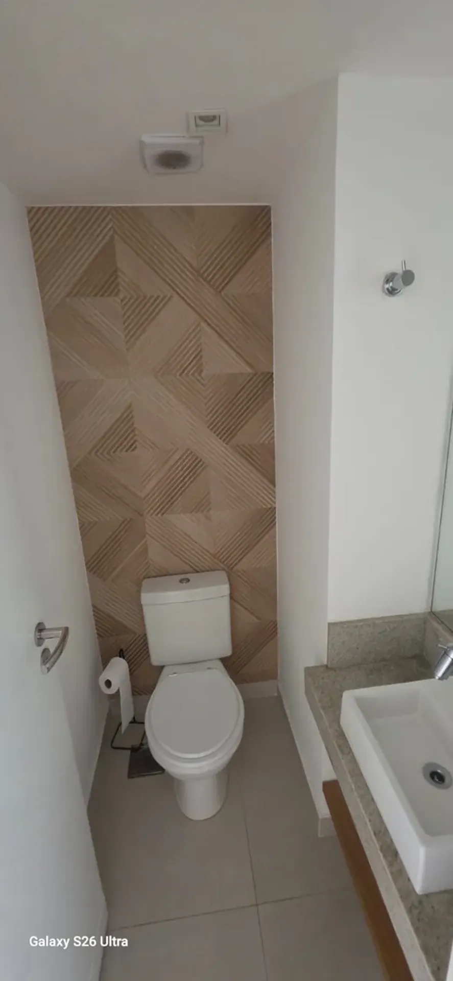 Apartment on the 9th floor with a walk-in closet — photo 7