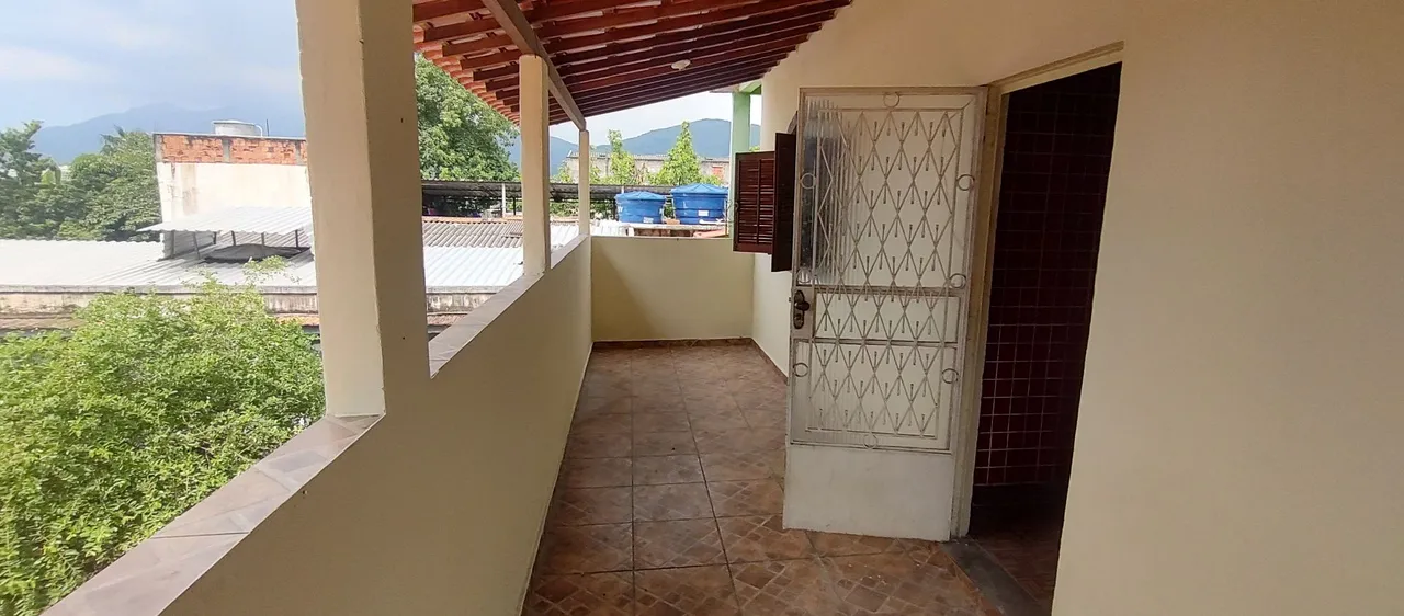 1-bedroom apartment with balcony and laundry area — photo 6