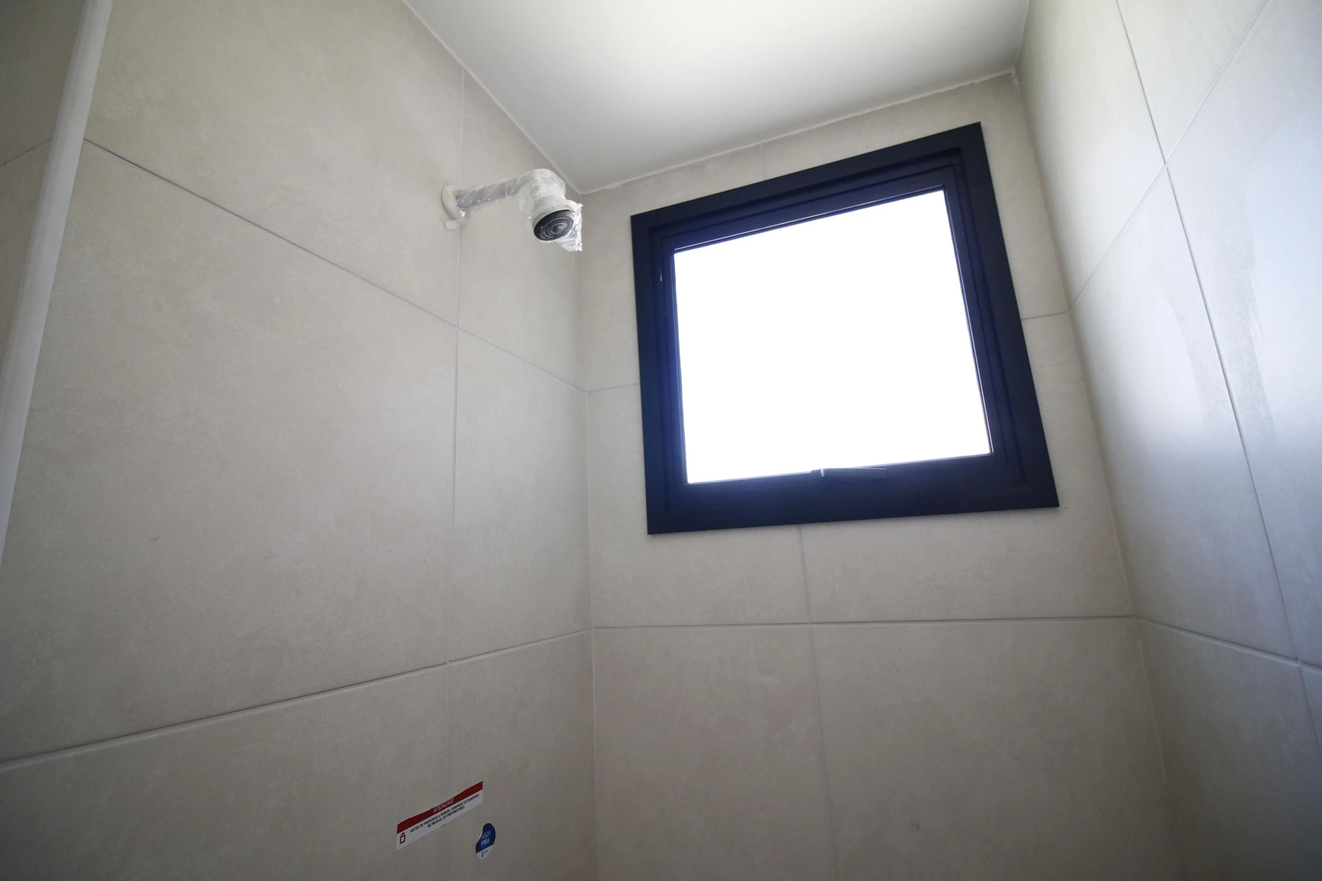 Unfurnished apartment with 2 bedrooms and 1 bathroom — photo 30