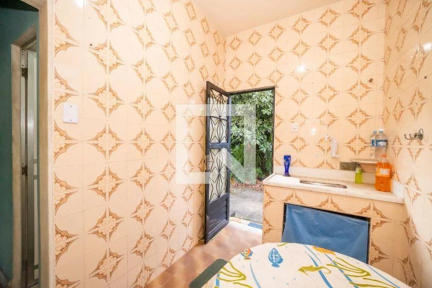 House for rent with 2 bedrooms and a balcony — photo 9