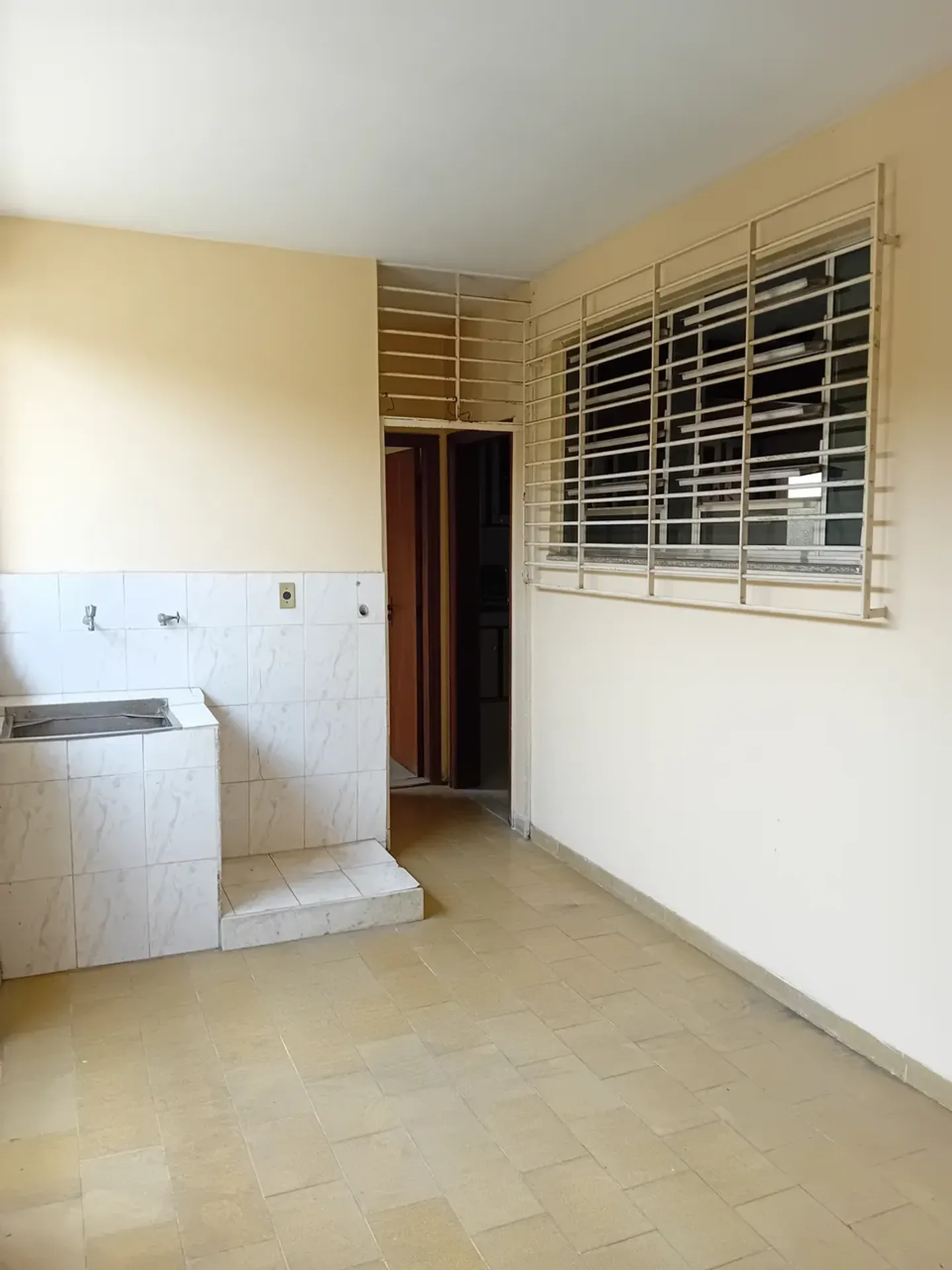 Private BBQ in a 4-bedroom apartment, 147 m² — photo 2
