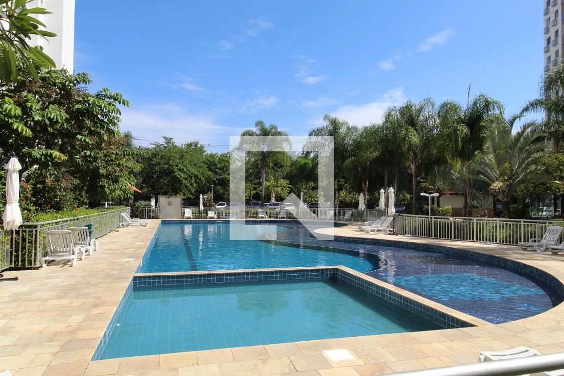 Apartamento mobiliado com 2 quartos e varanda — photo 12