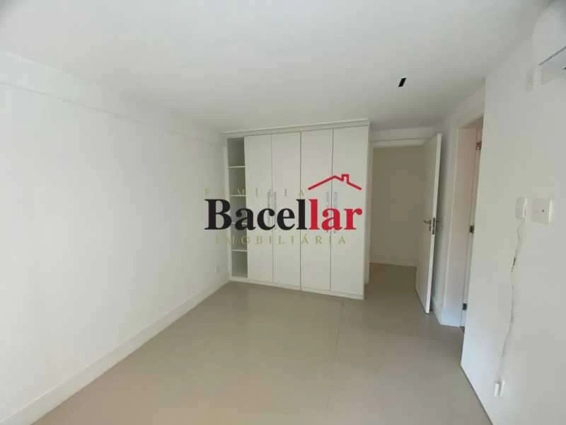 Apartamento con 4 suites y 229 m² con cocina cerrada — photo 6