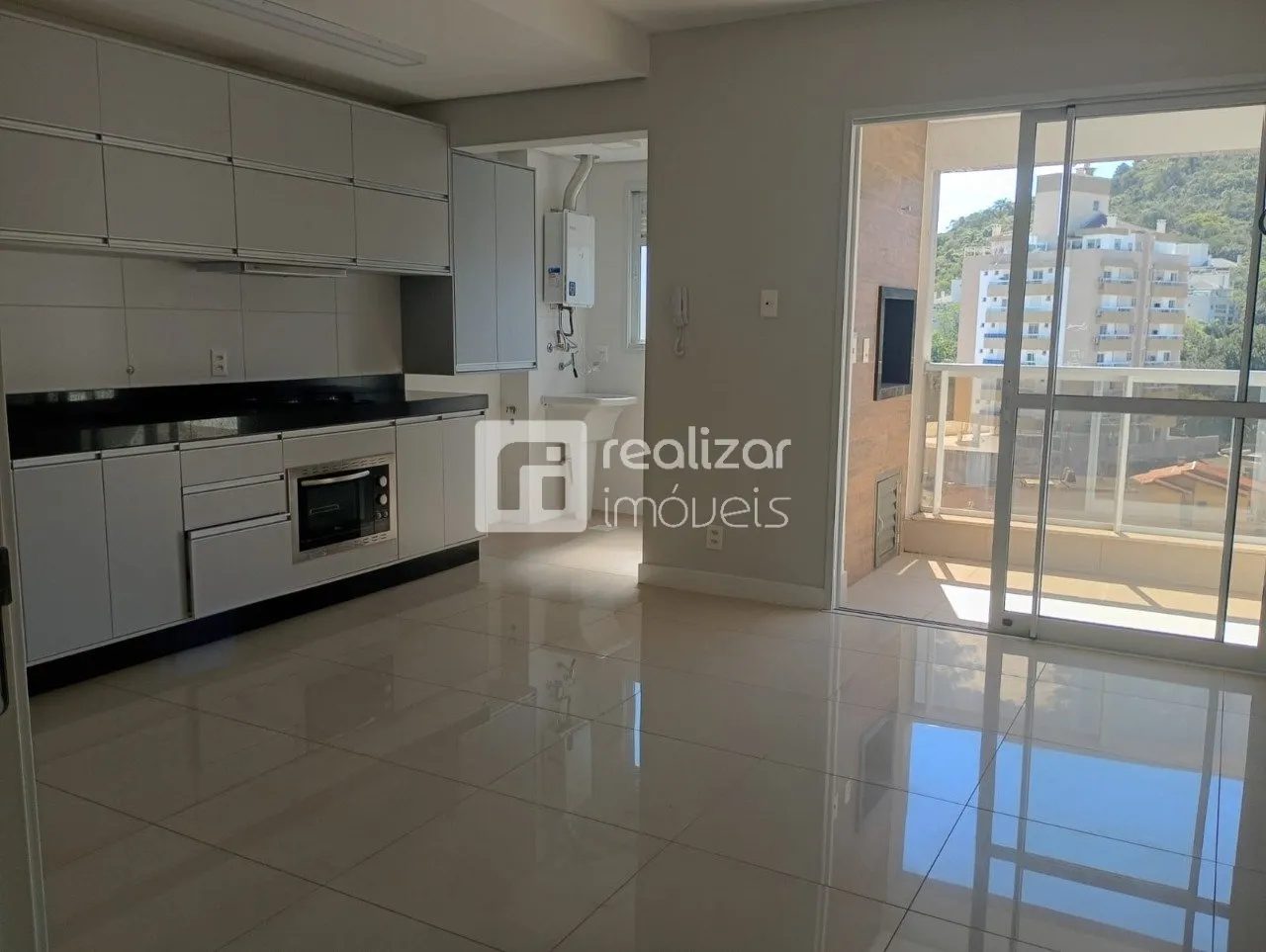 Mountain view in a 2-bedroom apartment, 75 m² — photo 10